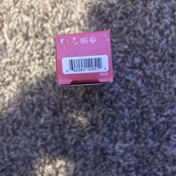 play tint by benefit - Picture 3 of 3